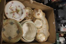 A TRAY OF CROWN DEVON TEA AND DINNERWARE (TRAY/S NOT INCLUDED)