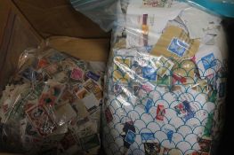 A TRAY OF KILO WARE STAMPS (TRAY/S NOT INCLUDED)