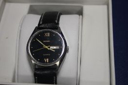 A VINTAGE SEIKO WRISTWATCH MODEL 7123-8430