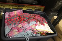 A QUANTITY OF LINEN, BLANKETS ETC