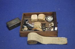 A SMALL BOX OF COLLECTABLES TO INCLUDE STOP WATCH, WRIST WATCHES ETC