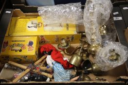 A TRAY OF ASSORTED SUNDRIES TO INCLUDE PELHAM PUPPETS (TRAY/S NOT INCLUDED)