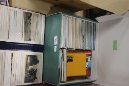 A BOX OF MIXED PHOTOGRAPHS AND POSTCARDS