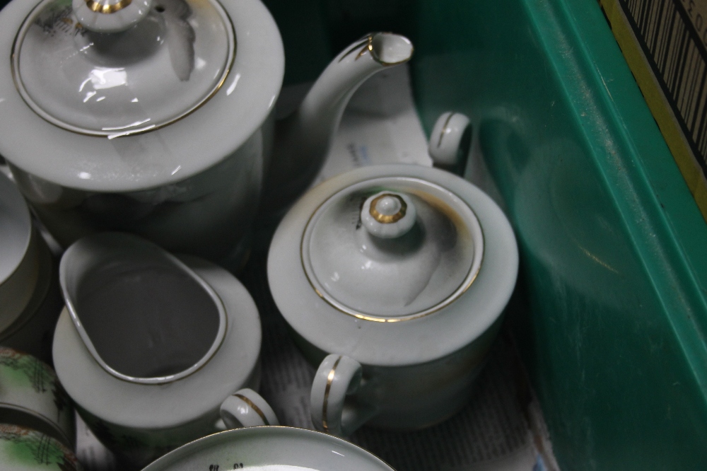 A TRAY OF ORIENTAL CERAMICS (TRAY/S NOT INCLUDED) - Image 3 of 3