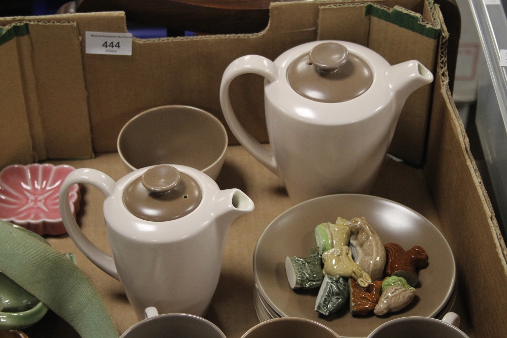 A TRAY OF MAINLY POOLE POTTERY (TRAY/S NOT INCLUDED) - Image 3 of 3