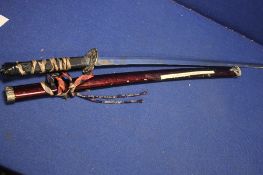 A SAMURAI SWORD AND SHEATH L 100 CM
