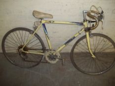 A BRETRO RACING BIKE