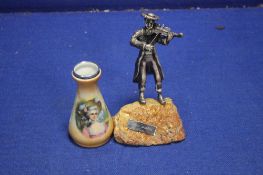 AN ISSAC JEHSKEL FIGURE OF A FIDDLE PLAYER, MARKED 925, AND A VINTAGE SILVER TOP VASE (2)