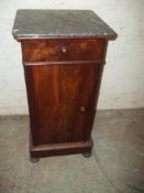 A GEORGIAN MARBLE TOPPED POT CUPBOARD