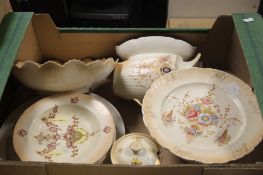 A TRAY OF CROWN DEVON CREAM WARE (TRAY/S NOT INCLUDED)