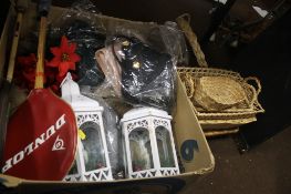 A TRAY OF ASSORTED SUNDRIES TOGETHER WITH A COLLECTION OF WICKER BASKETS (TRAY/S NOT INCLUDED)