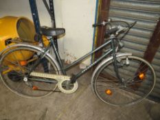 A PROPHET LADIES VINTAGE BICYCLE