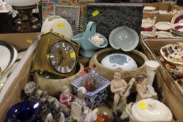 A TRAY OF ASSORTED CERAMICS AND COLLECTABLES TO INCLUDE PAPERWEIGHTS ETC