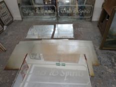 A COLLECTION OF ASSORTED ENGRAVED / ETCHED PUB MIRRORS A/F