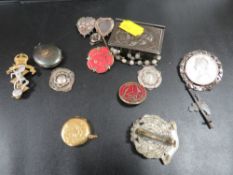 A SMALL BAG OF COLLECTIBLES TON INCLUDE A NOVELTY BOOK VESTA CONTAINING MOTHER OF PEARL ROSARY BEADS