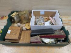 A TRAY OF COLLECTABLES TO INCLUDE AN INLAID TREEN MUSICAL CIGARETTE BOX, CARRIAGE CLOCKS, COSTUME