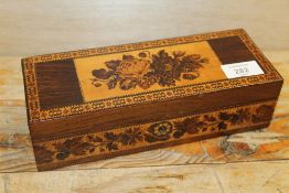 A TUNBRIDGEWARE INLAID BOX WITH LINED INTERIOR