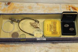 A SMALL BOX OF COLLECTABLES TO INCLUDE SILVER CUFFLINKS, SILVER NAPKIN RING, JEWELLERY ITEMS ETC