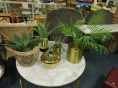 A COLLECTION OF FIVE ASSORTED MODERN VASES & PLANTS ETC
