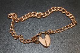 A HALLMARKED 9CT ROSE GOLD BRACELET - APPROX WEIGHT 15.9 G