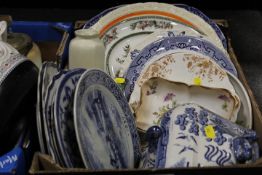 FOUR TRAYS OF ASSORTED ANTIQUE AND LATER CERAMICS TO INCLUDE TEAPOTS ETC