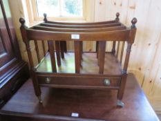 A 20TH CENTURY MAHOGANY THREE DIVISION CANTERBURY