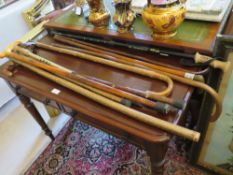 A QUANTITY OF ASSORTED WALKING STICKS INCLUDING MODERN AND OLD