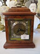A GARRARD SMALL WALNUT MANTLE CLOCK BY ELLIOTT OF LONDON, H 23 cm