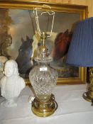 A CONTEMPORARY GLASS TABLE LAMP