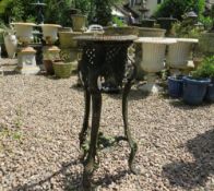 A VINTAGE CAST IRON PIERCED STAND, H 73 cm