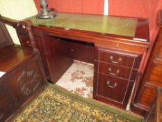 A REPRODUCTION MAHOGANY LEATHER TOPPED WRITING DESK, W 123 cm