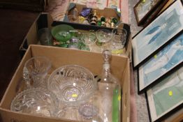 FIVE TRAYS OF ASSORTED GLASSWARE