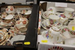 A TRAY OF SUTHERLAND IMARI PATTERN TEAWARE TOGETHER WITH A TRAY OF ASSORTED TEAWARE TO INCLUDE OLD