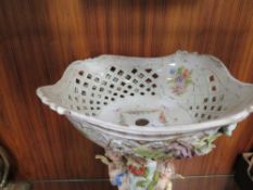 A VINTAGE CONTINENTAL STYLE CERAMIC PIERCED COMPORT A/F