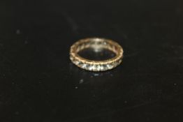VINTAGE ETERNITY RING MARKED 9CT