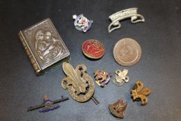 VESTA CASE AND BADGES ETC