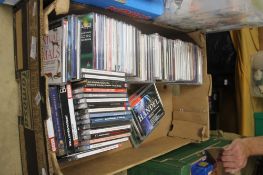 A TRAY OF ASSORTED CDS