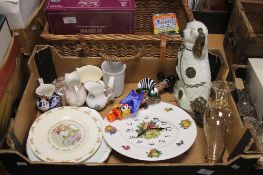 A TRAY OF CERAMICS TO INCLUDE A MURANO STYLE GLASS CLOWN , A STAFFORDSHIRE STYLE DOG ETC