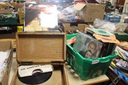 THREE TRAYS OF RECORDS AND SINGLES TO INCLUDE ROY ORBISON, ELVIS ETC