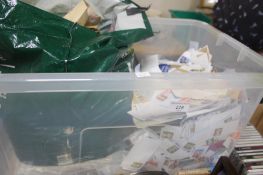 A LARGE QUANTITY OF KILOWARE STAMPS