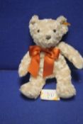 A STEIFF 2022 HELLBLOND TEDDY BEAR