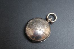 A HALLMARKED SILVER SOVEREIGN HOLDER - BIRMINGHAM 1910