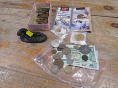 A TRAY OF ASSORTED BANK NOTES AND COINAGE TOGETHER WITH A SMALL BRONZED FIGURE