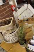 A SELECTION OF HOME ACCESSORIES TO INCLUDE WOOD EFFECT PLANTER, RUSTIC STOOL ETC