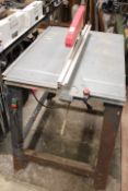 A 240v TABLE SAW WITH 255mm BLADE