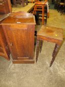 AN EDWARDIAN MAHOGANY POT CUPBOARD AND A MAHOGANY STAND (2)
