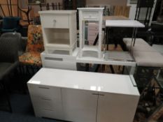 A QUANTITY OF WHITE MODERN FURNITURE