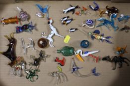 A SELECTION OF LAMPWORK GLASS ANIMALS ETC...