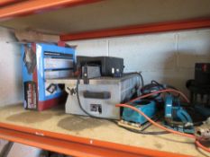 A SELECTION OF POWER TOOLS TO INCLUDE A TILE CUTTER, DRILLS, JIGSAW ETC.