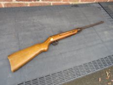 A 1960s .22 ORIGINAL MODEL 25 AIR RIFLE MADE IN WEST GERMANY